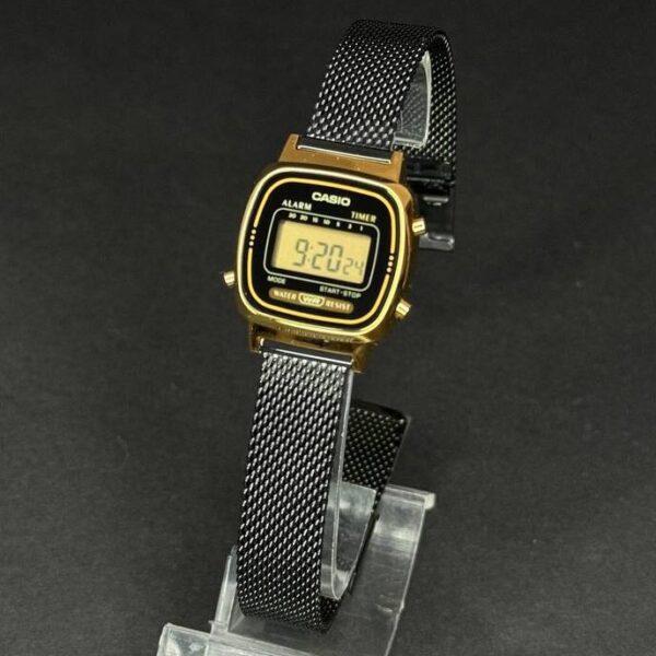Casio LA670WEMB-1EF