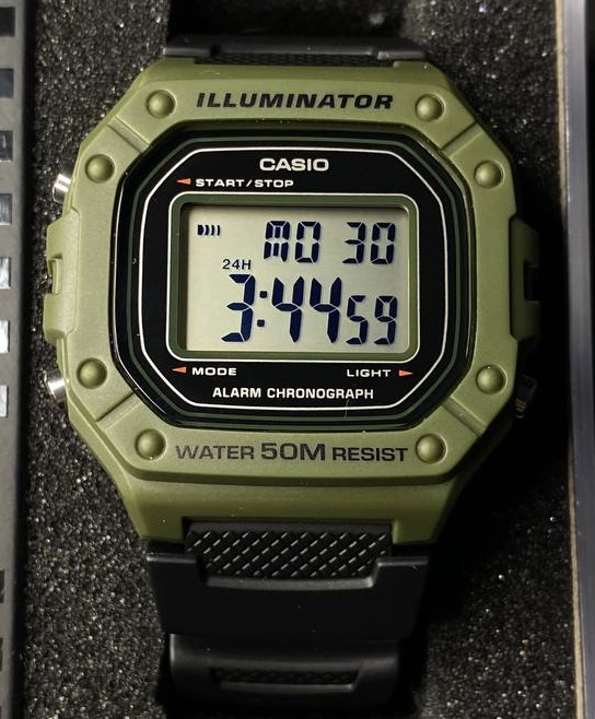 Casio W-218H-3A (огляд) – коли зовнішній вигляд створює образ воїна.